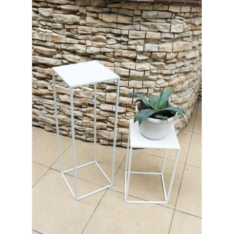 Biały nowoczesny kwietnik stojący 70cm Wykonany z metalu, prosty i stylowy stojak na kwiatki w kolorze białym