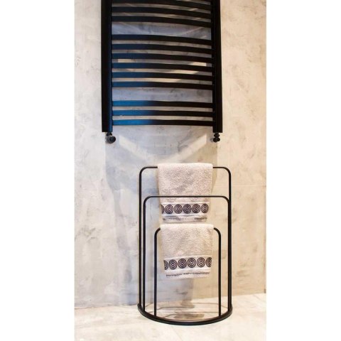 Stojak łazienkowy na ręczniki czarny Wieszak stojący na ręczniki wykonany z metalu w kolorze czarnym o wymiarach: 75x49,5 cm