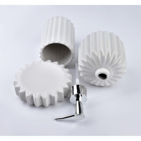 Komplet łazienkowy Ferra White Wykonany z ceramiki, w skład zestawu wchodzi dozownik na mydło, kubek na szczoteczki i podstawka 