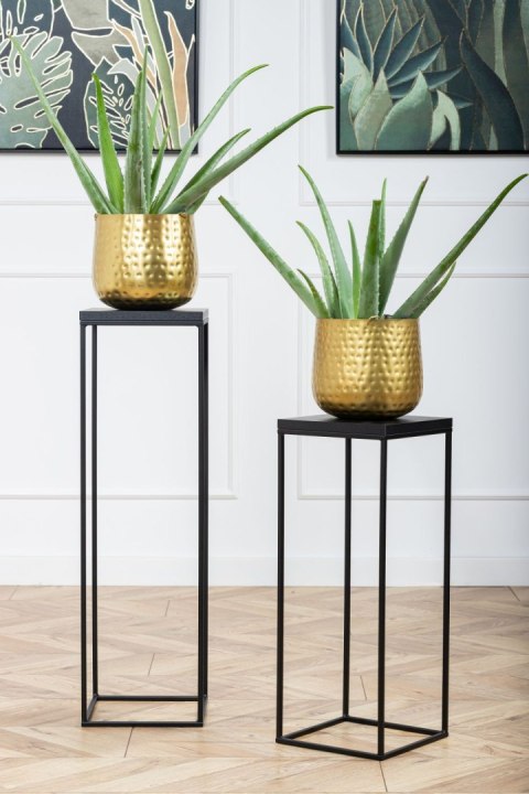 Kwietnik stojący 80 cm BasicLoft czarny Wykonany z metalu oraz blatu z płyty MDF w kolorze czarnym, praktyczny i elegancki stoja