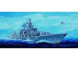 Model plastikowy Moskva Russian Navy 1/350