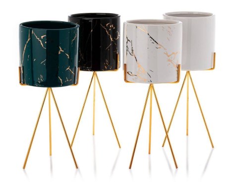 Doniczka Emma Black 32 cm Wykonana z ceramiki w kolorze czarnym, uchwyt doniczki wykonano z metalu w odcieniu złotego koloru. Ca