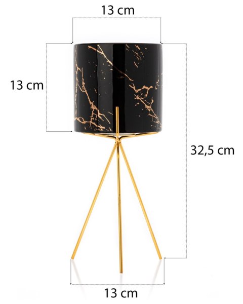 Doniczka Emma Black 32 cm Wykonana z ceramiki w kolorze czarnym, uchwyt doniczki wykonano z metalu w odcieniu złotego koloru. Ca