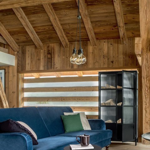 Żarówka LED Amber Straight E27 4,2W Wykonana ze szkła o bursztynowej barwie, prosty filament, zakończona aluminiowym gniazdem