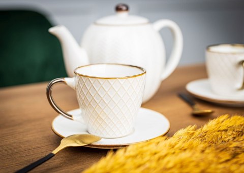 Filiżanka ceramiczna Queen 210 ml wzór 4 Elegancka filiżanka ze spodkiem wykonana z ceramiki z wytłaczanym wzorem i dekoracyjną 