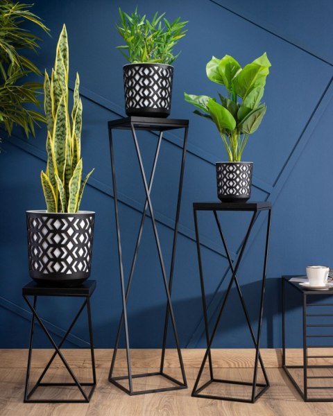 Kwietnik stojący 40 cm blat MDF czarny Wykonany z metalu oraz płyty MDF solidny i stylowy kwietnik w stylu industrialnym oraz LO