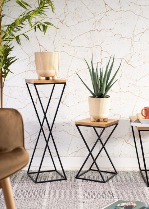 Kwietnik stojący 70 cm z blatem Dąb LOFT Wykonany z metalu oraz płyty MDF w kolorze Lancelot i czarnym stojakiem, solidny i styl