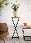 Kwietnik stojący 70 cm z blatem Dąb LOFT Wykonany z metalu oraz płyty MDF w kolorze Lancelot i czarnym stojakiem, solidny i styl