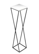 Kwietnik stojak LOFT 100 cm z blatem MDF Wykonany z metalu oraz płyty MDF, solidny i stylowy kwietnik w stylu industrialnym oraz