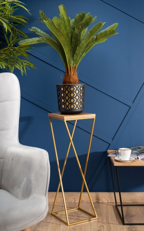 Kwietnik stojący złoty LOFT 70 cm metal Wykonany z metalu oraz płyty MDF w kolorze Dąb Lancelot, solidny i stylowy kwietnik w ko