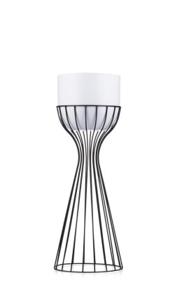 Kwietnik stojący z osłonką LOFT 56 cm Wykonany z metalu, stojak na rośliny w ciekawym design, czarny stelaż i biała osłonka w st