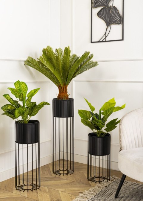 Nowoczesny kwietnik z osłonką 55 cm LOFT Wykonany z metalu, stojak na rośliny w ciekawym design , czarny stelaż i czarna osłonka
