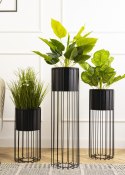 Nowoczesny kwietnik z osłonką 70 cm LOFT Wykonany z metalu, stojak na rośliny w ciekawym design , czarny stelaż i czarna osłonka