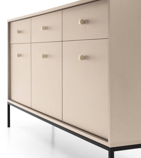 Loftowa komoda Mono MKSZ154 Beż Nowoczesna komoda na metalowych nogach, w stylu industrialnym, w eleganckim, piaskowym kolorze.