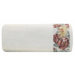 Ręcznik ELSA/02 70x140 cm kremowy Przyjemny w dotyku, gruby i chłonny ręcznik z oryginalnym kwiatowym zdobieniem doskonale spraw
