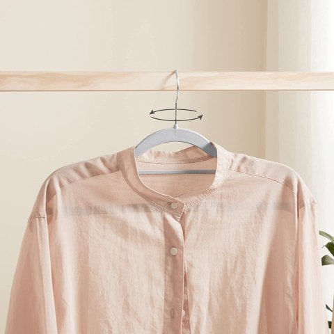 Szare wieszaki antypoślizgowe 30 szt.