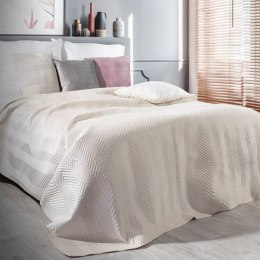 Kremowa narzuta SOFIA 230x260 cm Elegancka narzuta na łóżko z miękkiego welwetu pikowanego w dużą, gęstą jodełkę, kremowa.