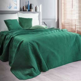 Zielona narzuta SOFIA 200x220 cm Elegancka narzuta na łóżko z miękkiego welwetu pikowanego w dużą, gęstą jodełkę, ciemnozielona.
