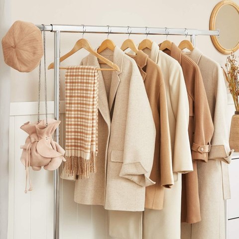 Mobilny wieszak na ubrania srebrny chrom oba w stylu rystykalnym, loft oraz industrialnym