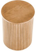 Stolik kawowy Woody Natural 40 cm Podstawa z litego drewna, blat wykonany z MDF-u z okleiną w kolorze naturalnym, ustawiony przy