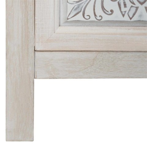 Kompaktowa komoda Hina Solidna i wytrzymała konstrukcja, posiada trzy szuflady z ozdobnymi frontami, idealna jako wyposażenie sa