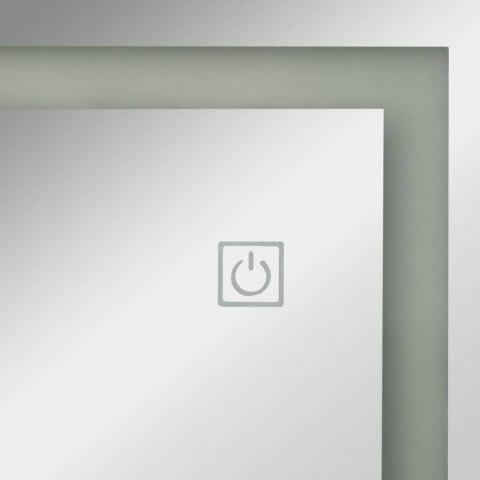 Lustro LED ze schowkiem na biżuterięDuże lustro stojące, posiada otwieraną ramę ze schowkiem na biżuterię, dodatkowo rama wyposa