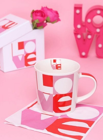 Love Graphic Kubek Porcelanowy w Ozdobnym Pudełku 400 ml
