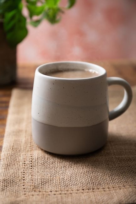 Mikasa, Kubek z Unikalnym Wykończeniem Szary - 400 ml