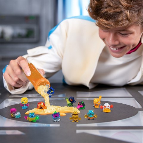 Figurki Mr Beast Lab - Rój Mega Lab 12-pak