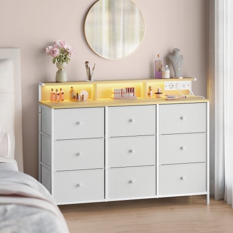 Biała komoda z oświetleniem LED