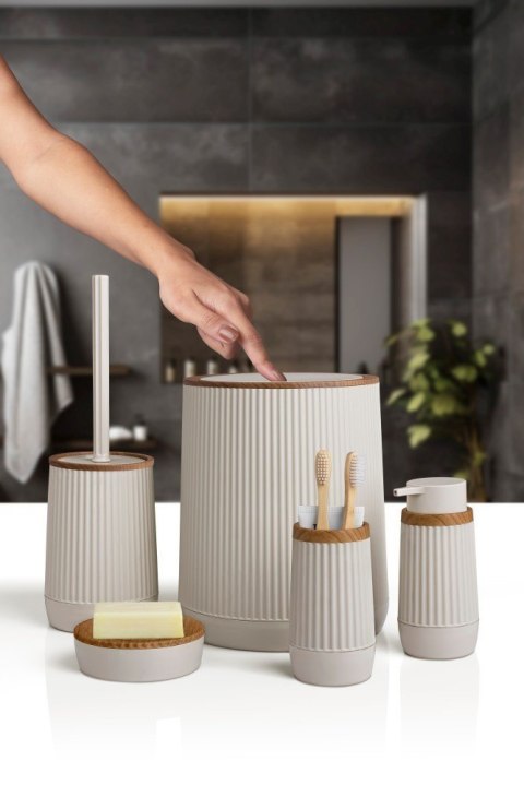 Zestaw łazienkowy 5 el Nida beż drewno