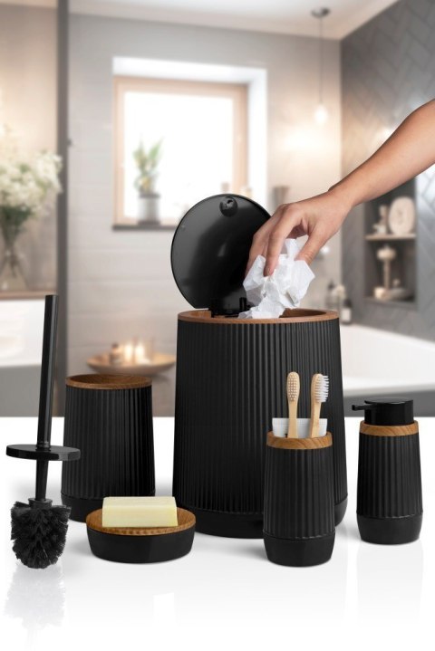 Zestaw łazienkowy 5 el Nida czarny drewno