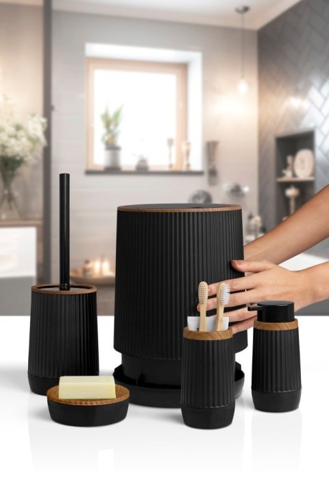 Zestaw łazienkowy 5 el Nida czarny drewno