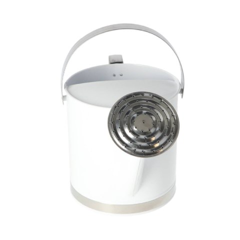 Nowoczesna konewka z odczepianym sitkiem