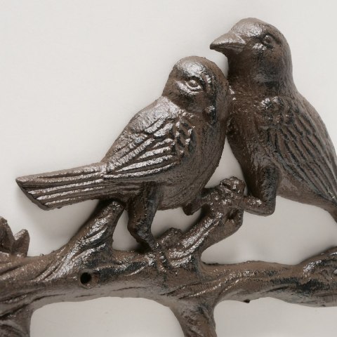 Dekoracyjny metalowy wieszak ścienny Pardy