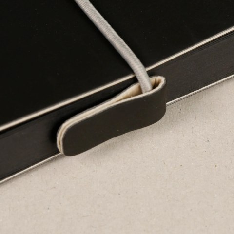 Szkicownik Paint`On 19x19 250g Czarny