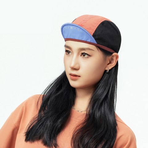 Czapka rowerowa kolarska z daszkiem pod kask - czerwona