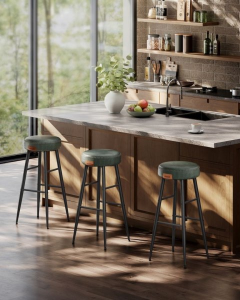 Zestaw 2 wysokich hokerów leśna zieleń Zestaw dwóch wysokich stabilnych hokerów wykonanych ze stali i pianki o wysokiej sprężys