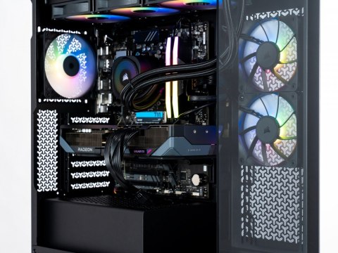 Komputer E-Sport GB650T-CR2 Ryzen 7 7800X3D/32GB/2TB/RX 9070 XT 16GB/WIN11H