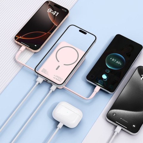 Powerbank 10000 mAh USB-A USB-C z kablami USB-C iPhone Lightning MagSafe - różowy