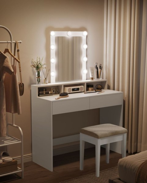 Toaletka z oświetleniem LED GLAMOUR Funkcjonalna toaletka z oświetleniem, 2 szufladami i 3 otwartymi przegródkami, idealna do pr