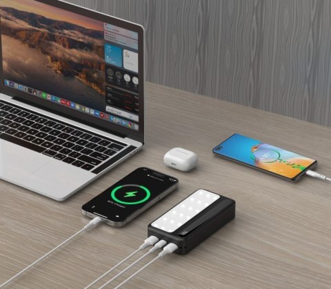 Powerbank P20 LCDPD LAMP 20 000mAh, zintegrowana lampa LED z funkcją latarki