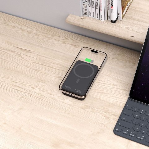 Powerbank 20000mAh z MagSafe kablem USB-C 30 cm - czarny