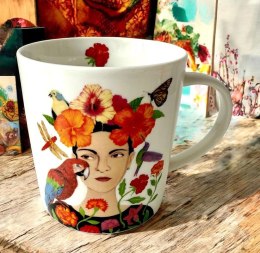 Kobieta z Papugą Kubek Porcelanowy w Ozdobnym Pude