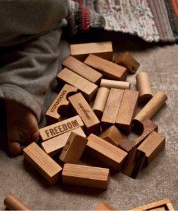 Drewniane Klocki Peace & Love w Skrzynce - 108 elementów