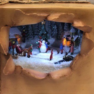 Paczka Pozytywka ze Scenką Zimową