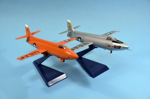 Model plastikowy - Samolot Bell X-1B - Glencoe Models