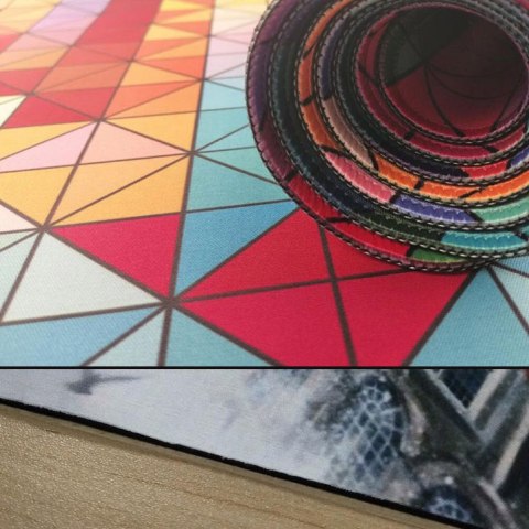 Gamingowa podkładka pod myszkę i klawiaturę dla graczy rozm 30x80cm - kolorowe kształty