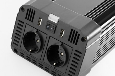 TE16 Przetwornica (falownik) o mocy ciągłej 1.200W (2x VAC 230V / 2x USB)