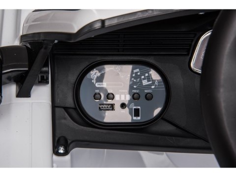 Samochód na akumulator Audi RS Q8 Światła LED MP3 Pilot Biały